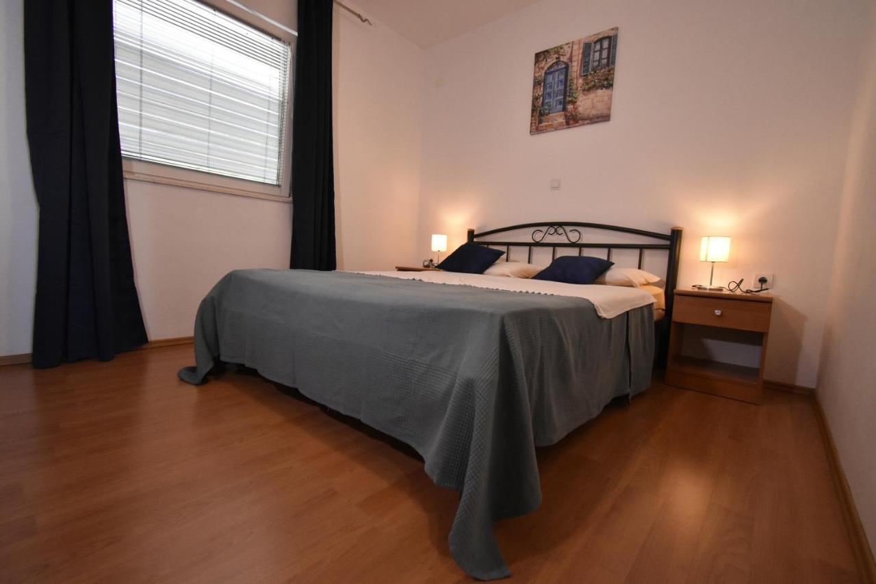 Apartments Jasna トロギール エクステリア 写真