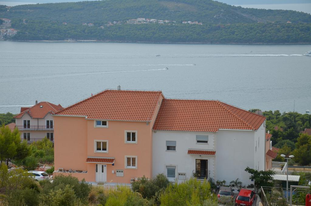 Apartments Jasna トロギール エクステリア 写真